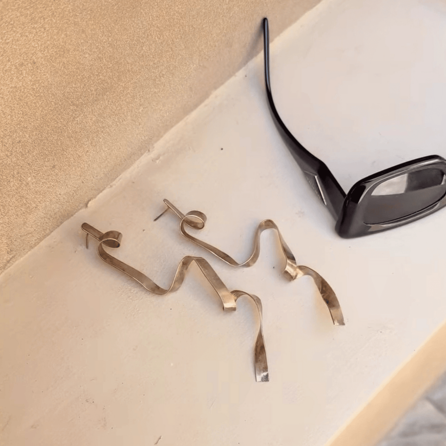 Ribbon Ear Pieces