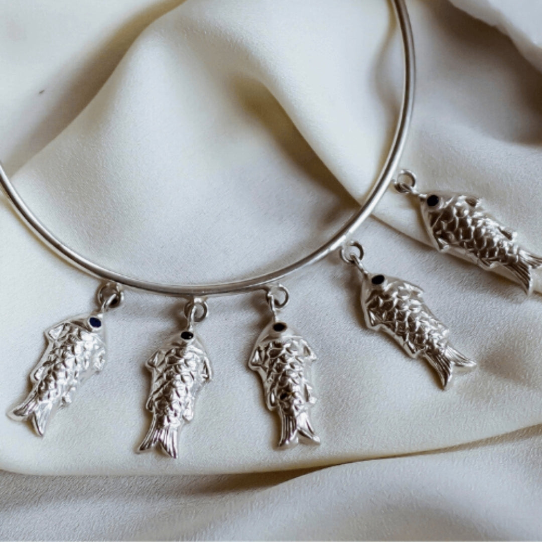 Fish Neck Piece