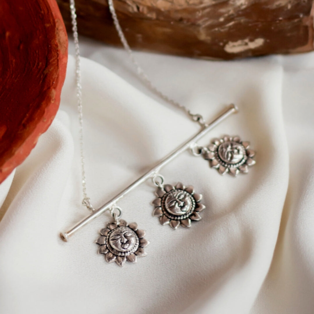 Sun Neckpiece