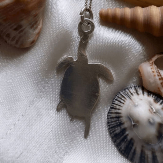 Kutkut The Sea Turtle Charm/Pendant
