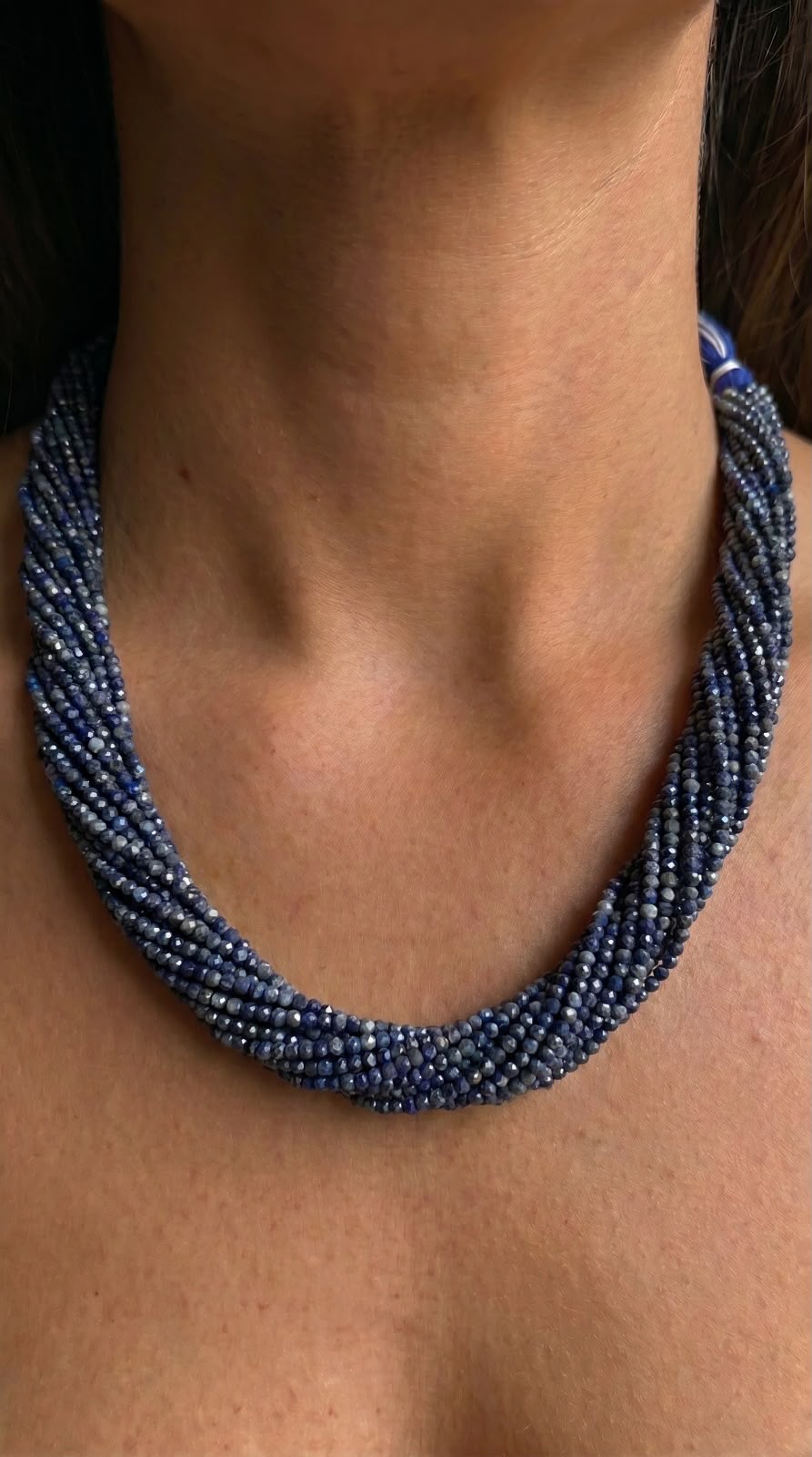 Neck Bunch